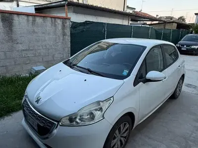 Begagnad Peugeot 208