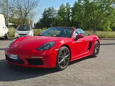 Usata Porsche 718 300 CV (220 kW) 2016 Rosso Cabrio
