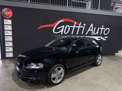 Usado Audi A3 105 CV (77 kW) 2013 Negro Utilitario