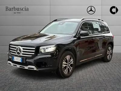 Usado Mercedes GLB180 Advanced 116 CV (85 kW) 2025 Negro SUV