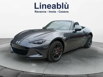 Neu Mazda MX5 Homura-Line 132 PS (97 kW) 2026 Grau Cabrio