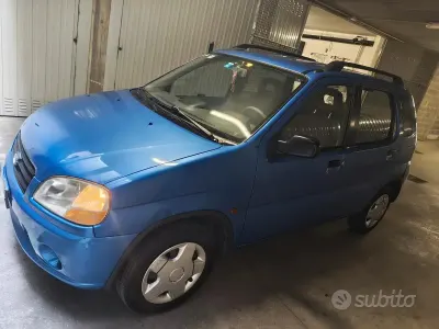 Usata Suzuki Ignis GL 83 CV (61 kW) 2002 Bluazzurro Utilitaria