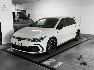 Usata VW Golf VIII GTI 245 CV (180 kW) 2023 Berlina