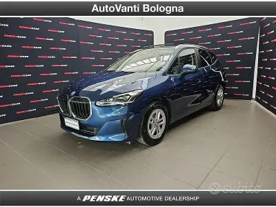 Usata BMW 218 Active Tourer Comfort Edition 150 CV (110 kW) 2022 Blu Monovolume