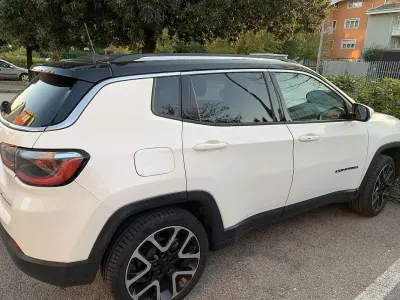 Usata Jeep Compass Limited 140 CV (102 kW) 2018 SUV