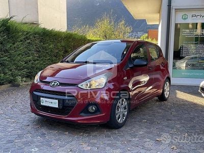 Usata Hyundai i10 Comfort 66 CV (48 kW) 2015 Rosso Utilitaria