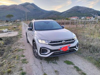 Usata VW T-Roc R-line 116 CV (85 kW) 2024 Beige SUV