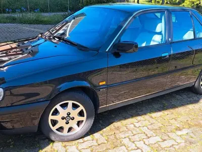 Usata Lancia Dedra 109 CV (80 kW) 1993 Nero Berlina