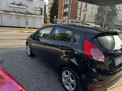 Usata Ford Fiesta Titanium 80 CV (58 kW) 2014 Utilitaria