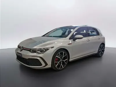 Usata VW Golf VIII GTI 245 CV (180 kW) 2024 Argento metallizzato Berlina