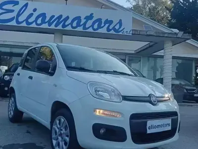 Usata Fiat Panda Lounge 63 CV (46 kW) 2018 Bianco Utilitaria