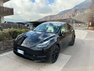Usata Tesla Model Y 152 kW (208 CV) 2021 Nero SUV