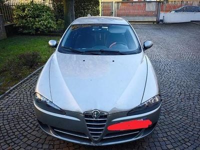 Usata Alfa Romeo 147 2007 Grigio Utilitaria
