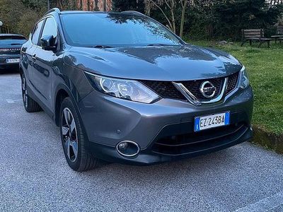 Usata Nissan Qashqai N-Connecta 163 CV (119 kW) 2015 Grigio SUV