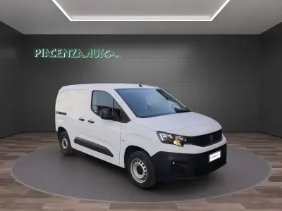 Usata Peugeot Partner Premium 102 CV (75 kW) 2022 Bianco Monovolume