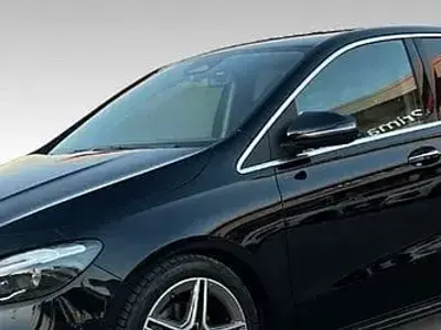 Usata Mercedes A180 116 CV (85 kW) 2025 Grigio Utilitaria