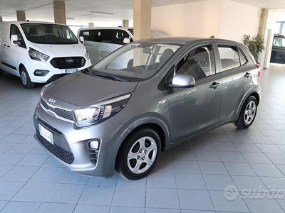 Usata Kia Picanto Urban 67 CV (49 kW) 2022 Grigio Utilitaria