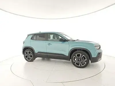 Usata Jeep Avenger Summit 101 CV (74 kW) 2024 Blu SUV