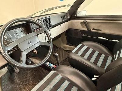 Usata Autobianchi Y10 78 CV (57 kW) 1990 Grigio Utilitaria