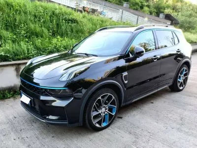 Usata Lynk & Co 01 261 CV (191 kW) 2022 Nero SUV