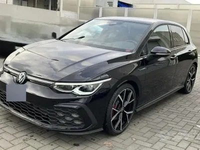 Usata VW Golf VIII GTD 200 CV (147 kW) 2024 Grigio Berlina