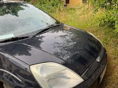 Gebraucht Ford Fiesta 68 PS (50 kW) 2004 Blau Kleinwagen