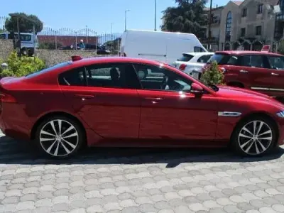 Usata Jaguar XE Portfolio 179 CV (131 kW) 2016 Berlina