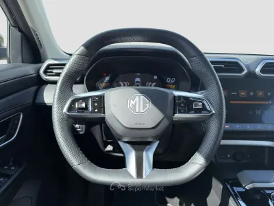 Usata MG ZS Luxury 102 CV (75 kW) 2025 Nero SUV