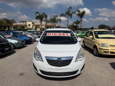 Usata Opel Meriva 95 CV (69 kW) 2011 Bianco Monovolume