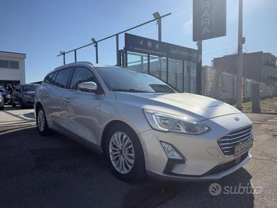 Usata Ford Focus S 120 CV (88 kW) 2019 Grigio Station wagon