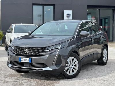 Usata Peugeot 3008 Business-Line 130 CV (95 kW) 2020 Grigio SUV