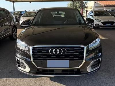 Begagnad Audi Q2 116 HK (85 kW) 2020 Svart SUV