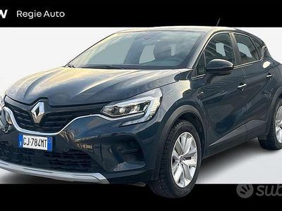 Usata Renault Captur Zen 145 CV (106 kW) 2022 Blu scuro SUV