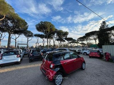 Begagnad Smart ForFour 71 HK (52 kW) 2016 Röd Halvkombi