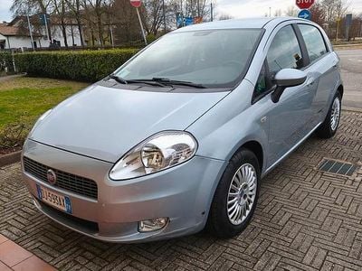 Usata Fiat Grande Punto 95 CV (69 kW) 2007 Grigio Utilitaria
