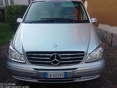 Usata Mercedes Viano 150 CV (110 kW) 2010 Grigio Monovolume
