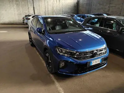 Usata VW Taigo R-line 115 CV (84 kW) 2025 Blu SUV