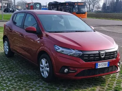 Brugt Dacia Sandero Comfort 91 HK (66 kW) 2022 Rød Sedan