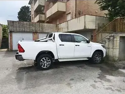 Usata Toyota HiLux Executive 150 CV (110 kW) 2020 Pick-up