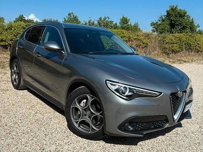Usata Alfa Romeo Stelvio 180 CV (132 kW) 2017 Grigio SUV