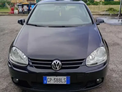 Usata VW Golf V Comfortline 105 CV (77 kW) 2007 Nero Berlina