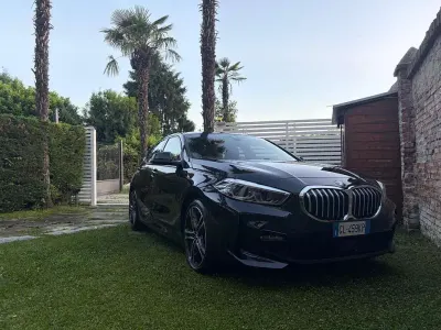 Usata BMW 118 M Sport 150 CV (110 kW) 2022 Nero Utilitaria
