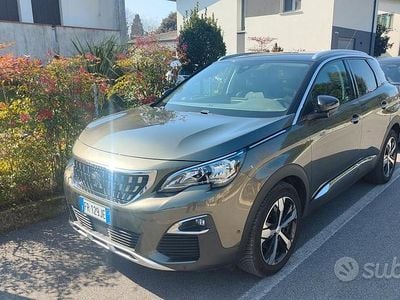 Usata Peugeot 3008 Allure 131 CV (96 kW) 2018 Verde SUV
