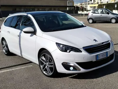 Usata Peugeot 308 SW Allure 150 CV (110 kW) 2015 Bianco Station wagon