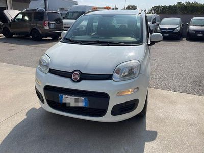 Usata Fiat Panda Lounge 69 CV (50 kW) 2015 Bianco Utilitaria