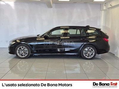 Nero Usata 2021 BMW 320 Luxury Line Station wagon | 25.890 € (Ottimo prezzo)