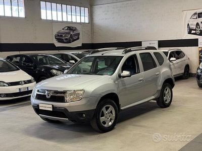 Usata Dacia Duster Lauréate 110 CV (80 kW) 2012 Grigio SUV