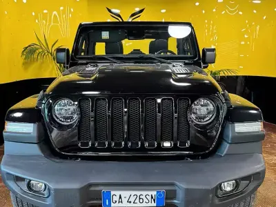 Usata Jeep Wrangler Sahara 200 CV (147 kW) 2020 Nero SUV