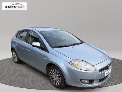 Usata Fiat Bravo Dynamic 105 CV (77 kW) 2008 Grigio Utilitaria