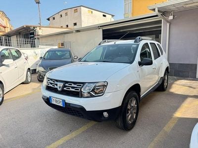 Usata Dacia Duster Ambiance 90 CV (66 kW) 2015 Bianco SUV